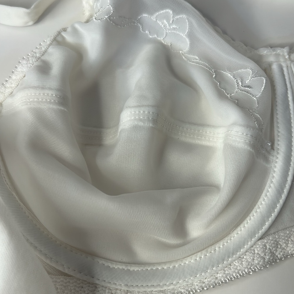 Bali®‎ Flower White Full-Figure Underwire Bra 0180 Sz 38C - Picture 14 of 16